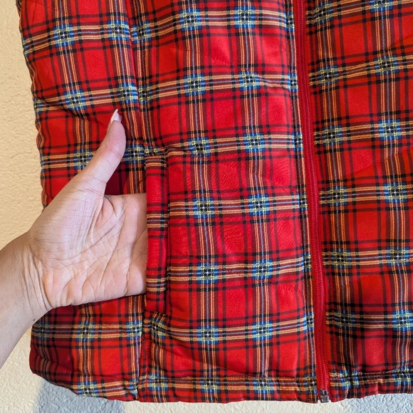 Plaid Winter Vest - Picture 3 of 8